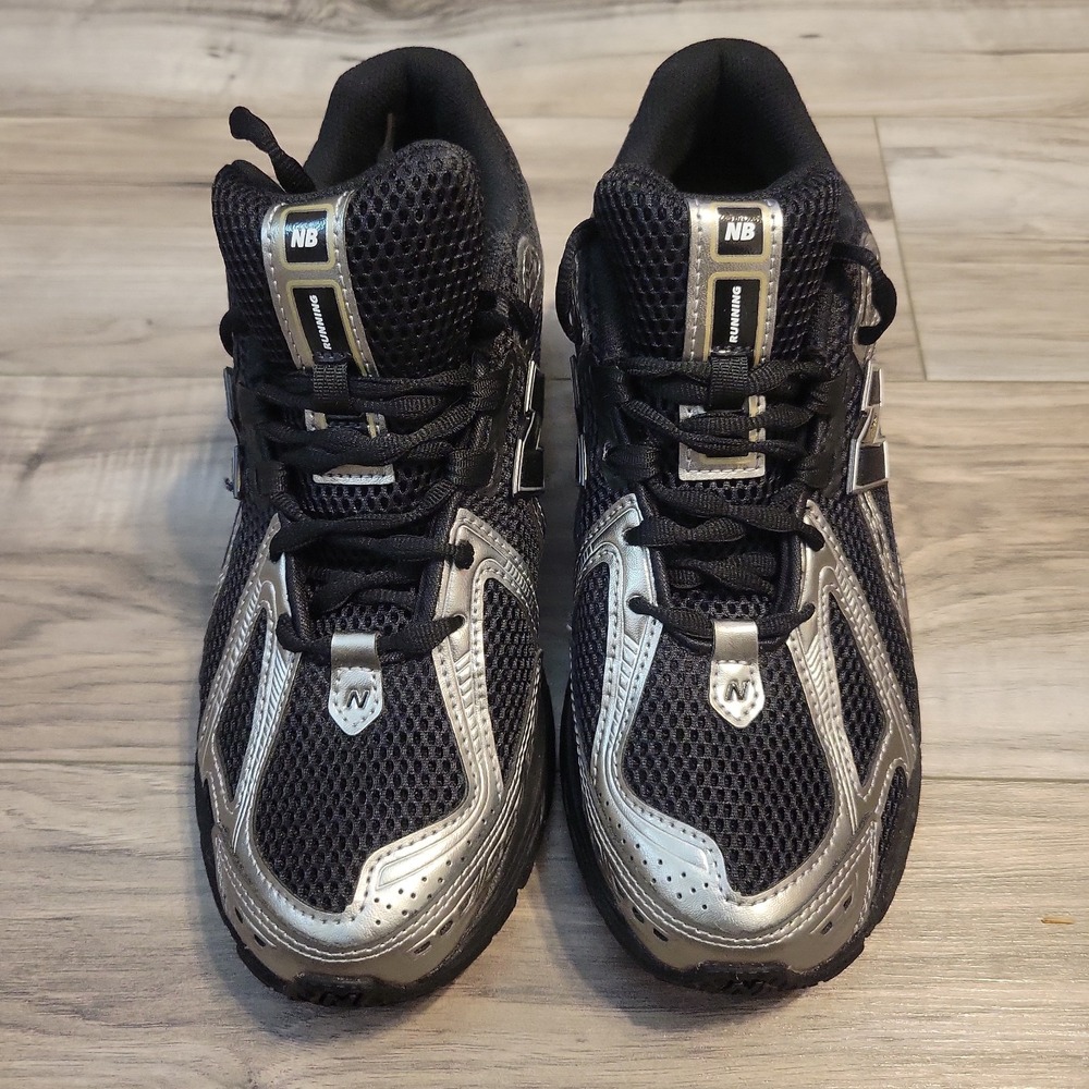New Balance 1906R Shoes Mens 8.5 Black/Grey Athletic Lace-Up Sneakers U1906RCF